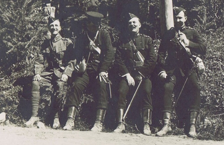 Currie and Friends